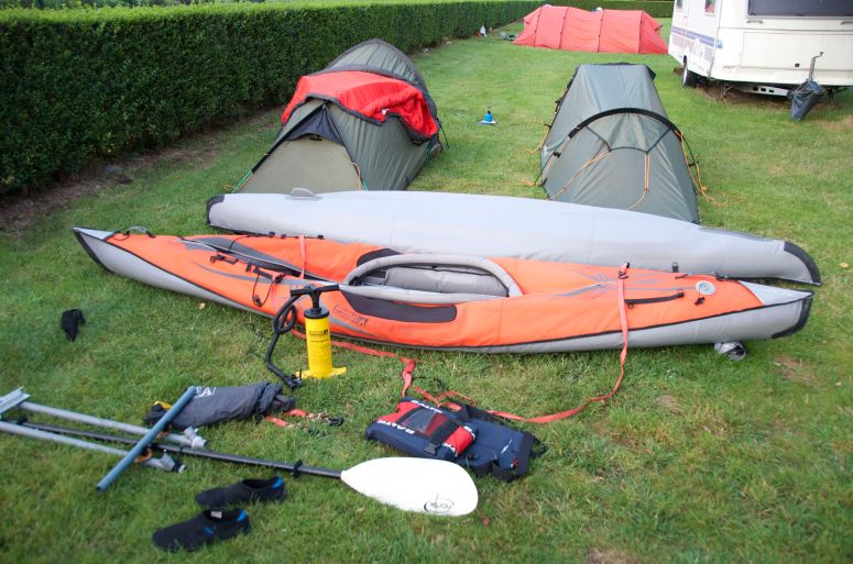 Kayak expedition in two inflatable kayaks.